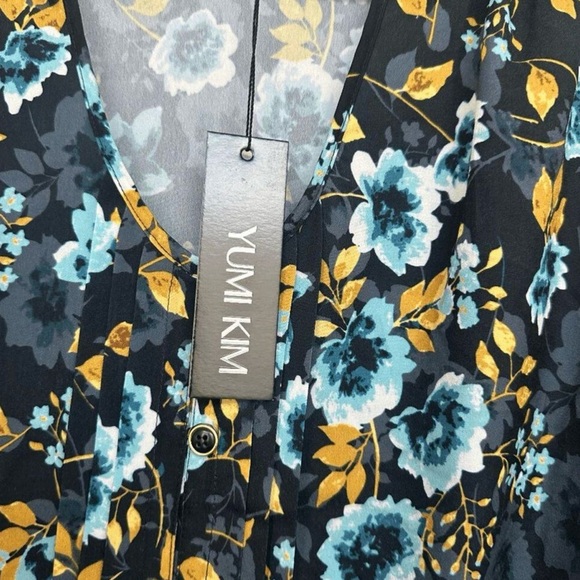 NWT Yumi Kim Womens Black Blue Yellow Lizzie Floral Button Front Top Size M - Picture 3 of 5